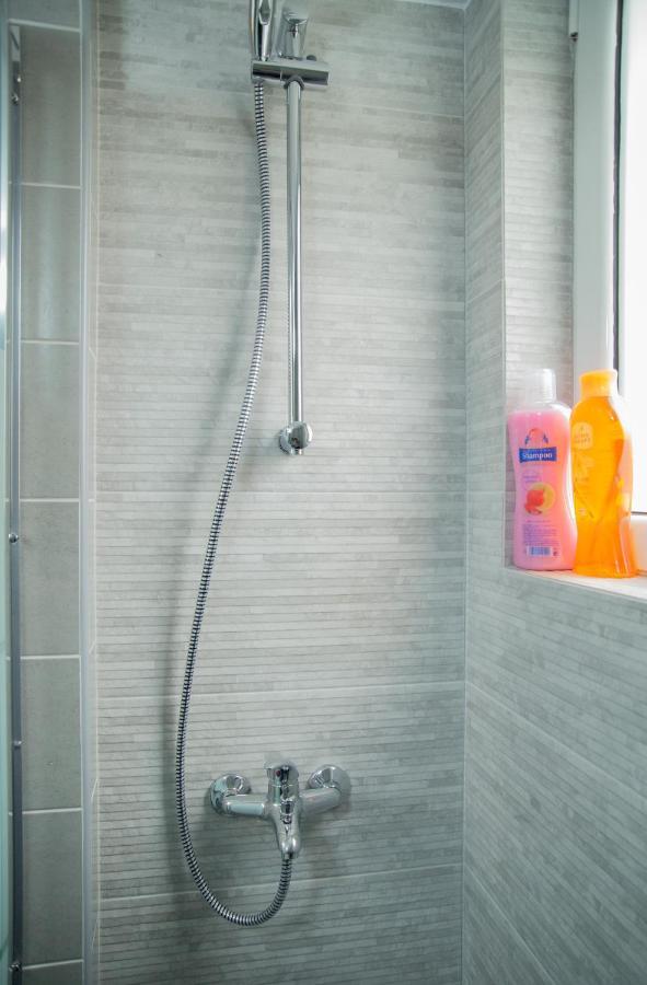شقة Cozy Renovated Flat In Koukaki أثينا المظهر الخارجي الصورة